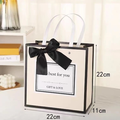White Art Printed Paper Shopping Bag With Rope Handle Varnishing