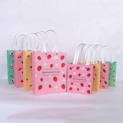 Pink 20'' Length Fancy Paper Bag OEM Welcome For Girlfriend Gift