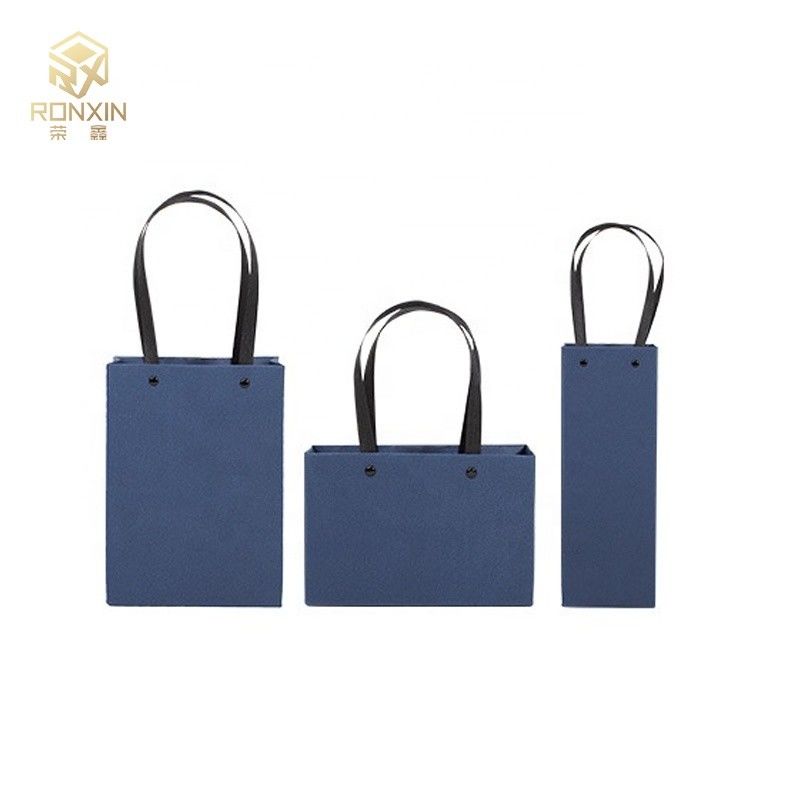 Foldable 180gsm Kraft Printed Paper Shopping Bag Dark Blue For Gifts